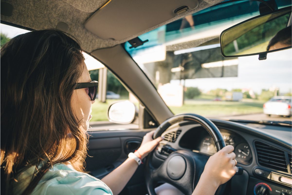 6 Signs Your Car’s Shock Absorber Needs to Be Changed